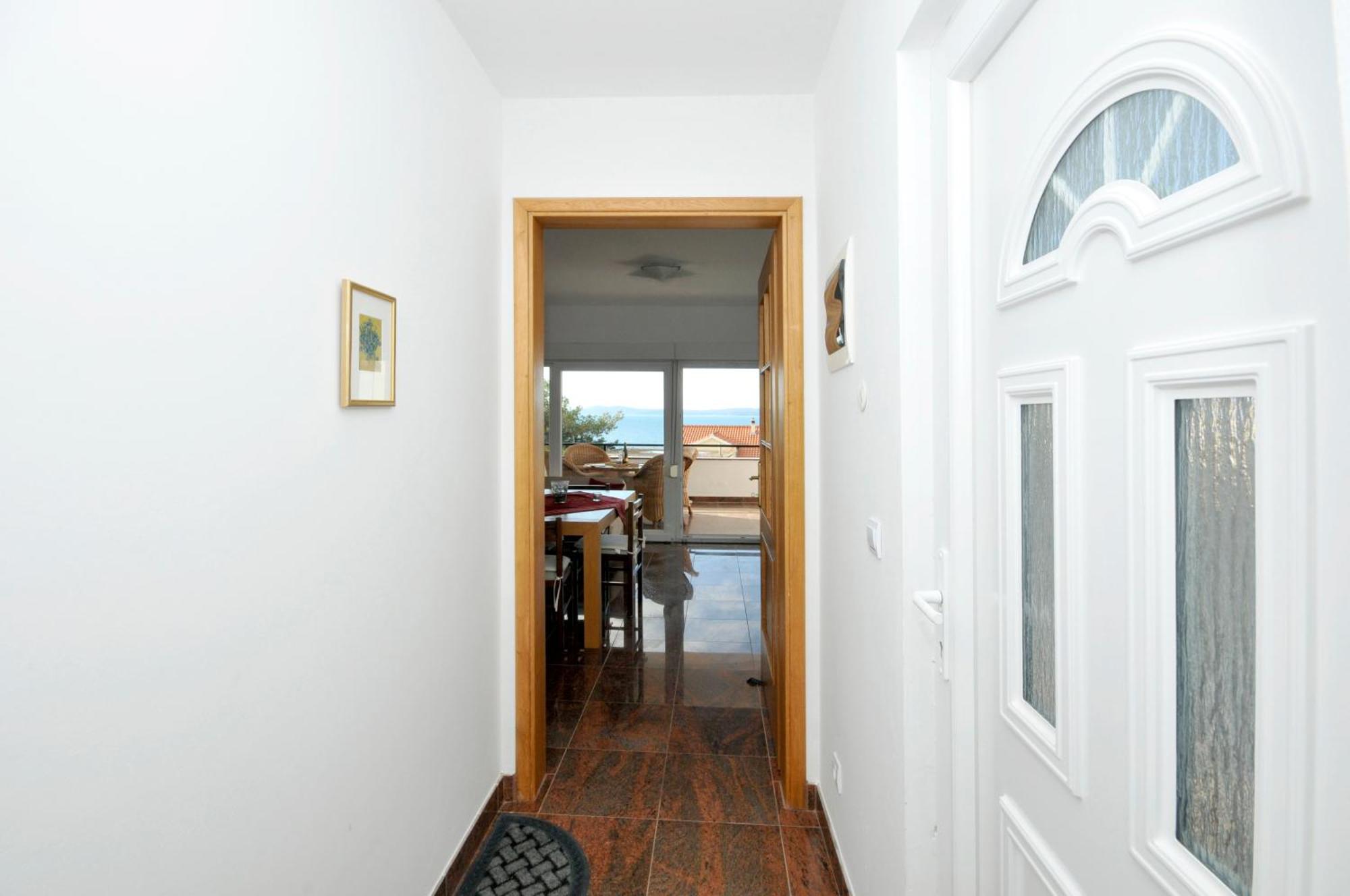 Apartmani Svalina - Seaview And 130M From Beach Trogir Exterior foto