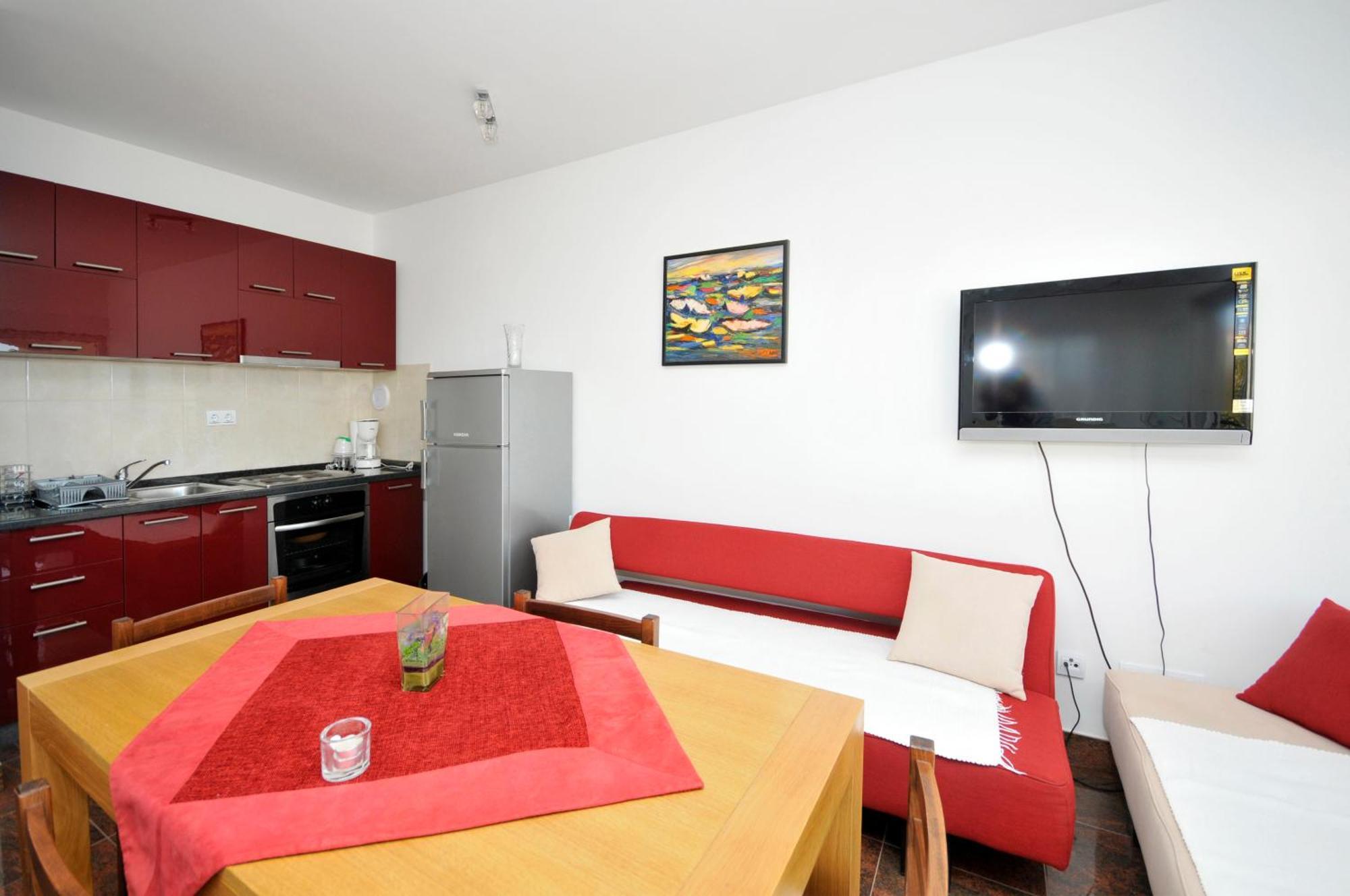 Apartmani Svalina - Seaview And 130M From Beach Trogir Exterior foto