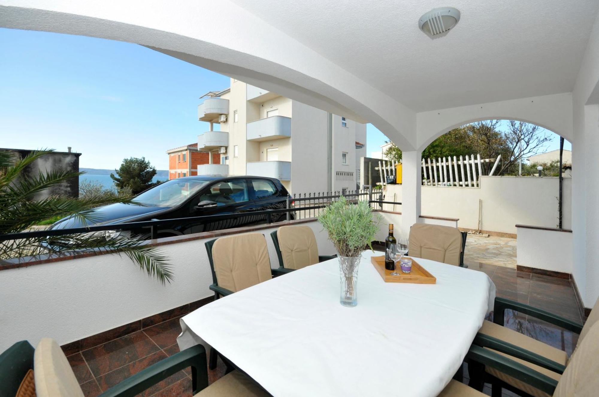 Apartmani Svalina - Seaview And 130M From Beach Trogir Exterior foto